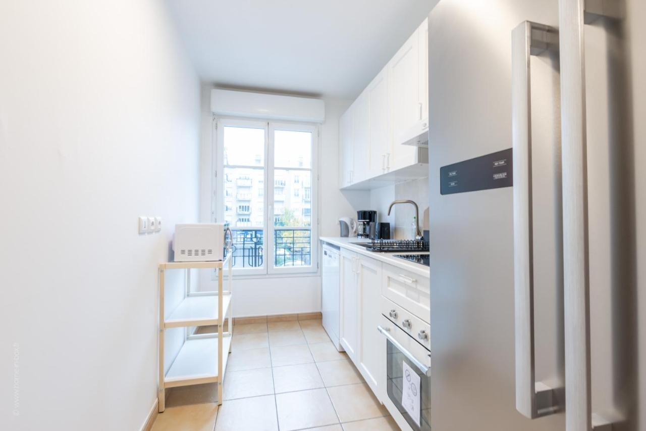 Mindset For 7 - Fairytale Factory Appartement Bussy-Saint-Georges Buitenkant foto