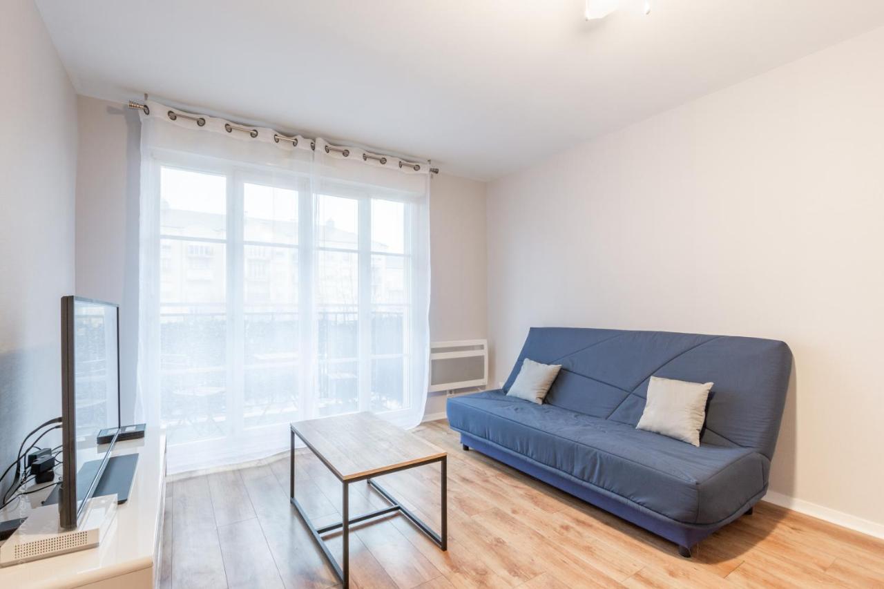 Mindset For 7 - Fairytale Factory Appartement Bussy-Saint-Georges Buitenkant foto